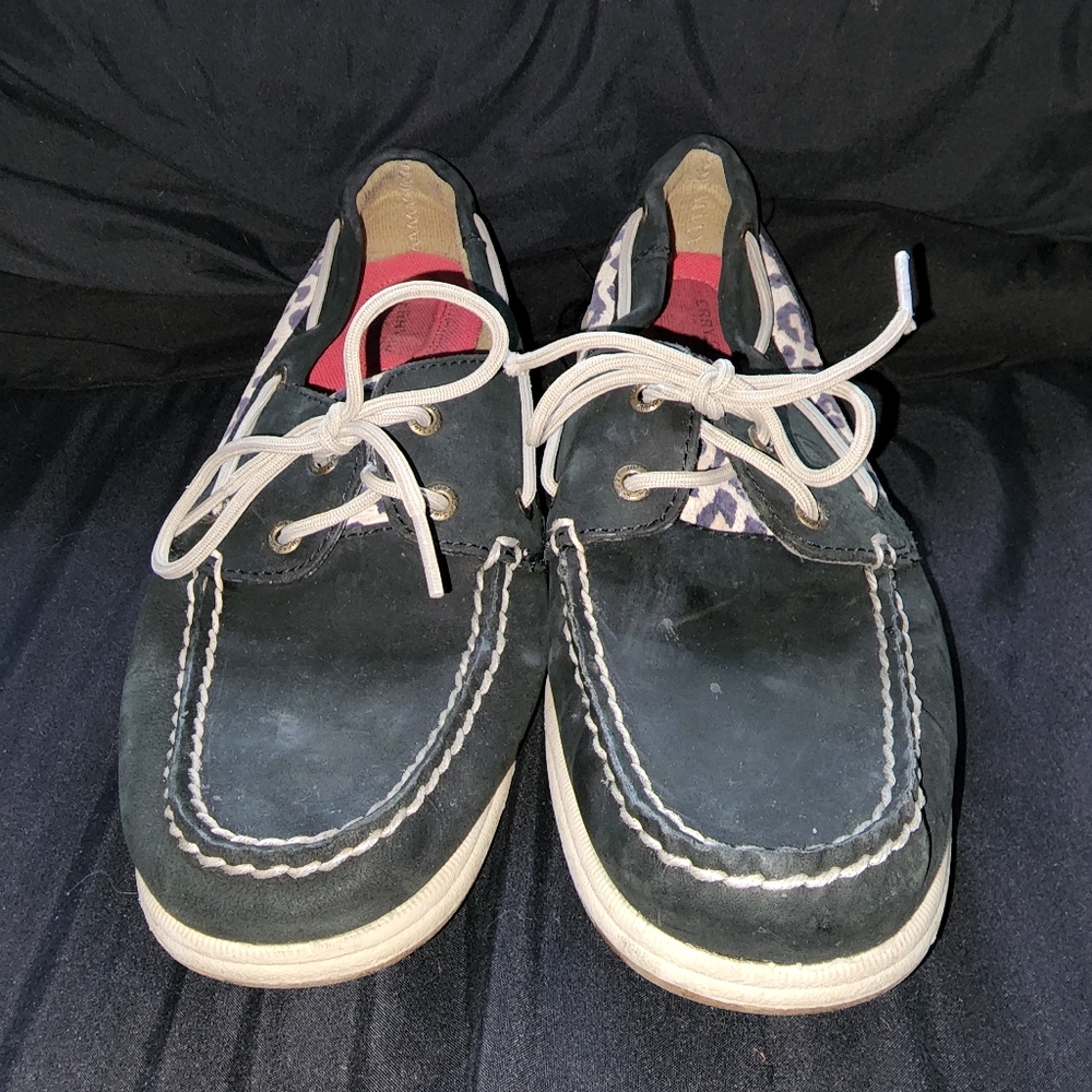 Sperry - Picture 2 of 3